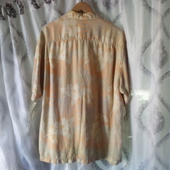 Tommy Bahama Hawaii shirt size xl (S) - Picture 2 of 3